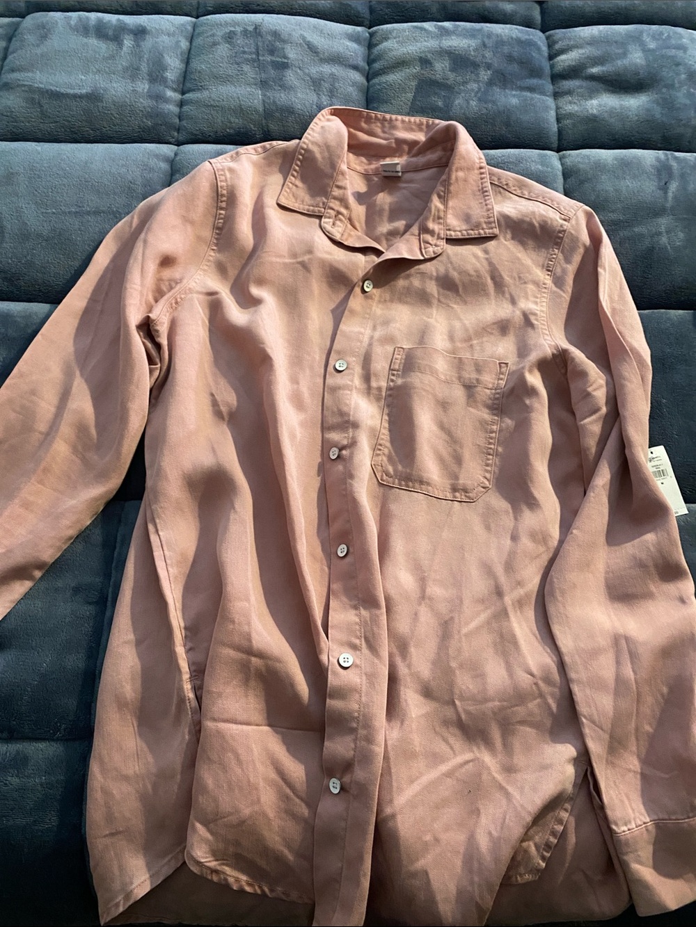 Light Mauve Button-Up Shirt - Long Sleeve